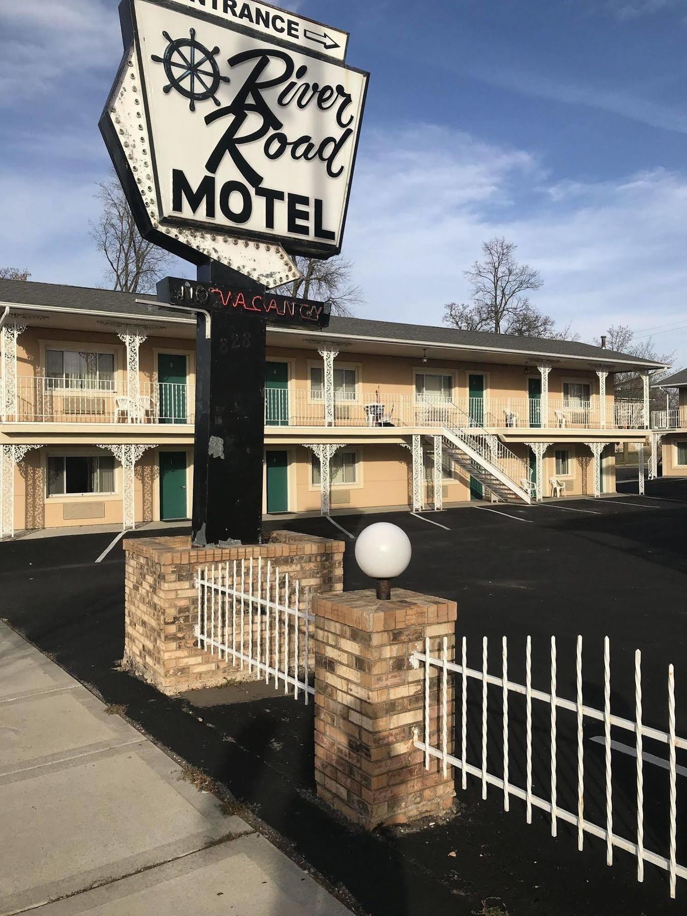 River Road Motel Wisconsin Dells Exteriör bild